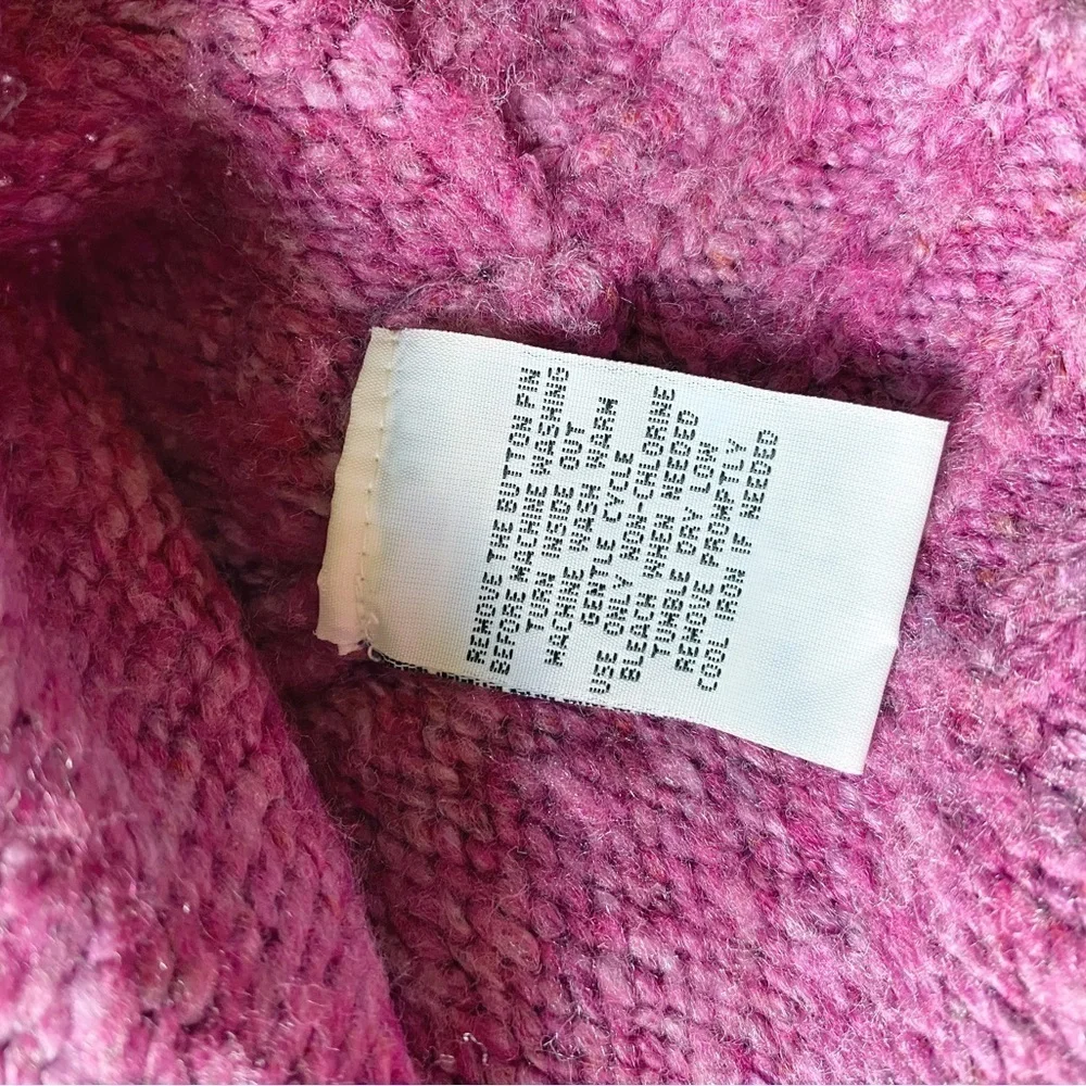 White Stage Pink Knit Cardigan with Pink Brooch Pin